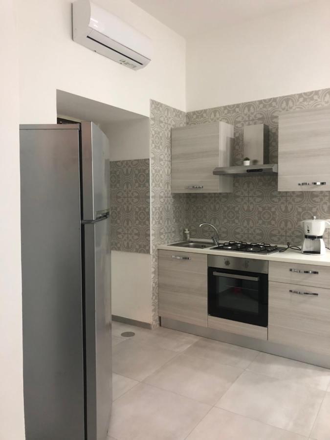 דירות נאפולי Casa Luisa מראה חיצוני תמונה